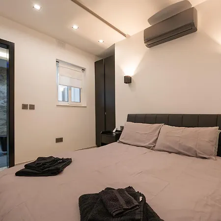 Modern 2 Bedroomed Apartment In Gzira Exterior photo