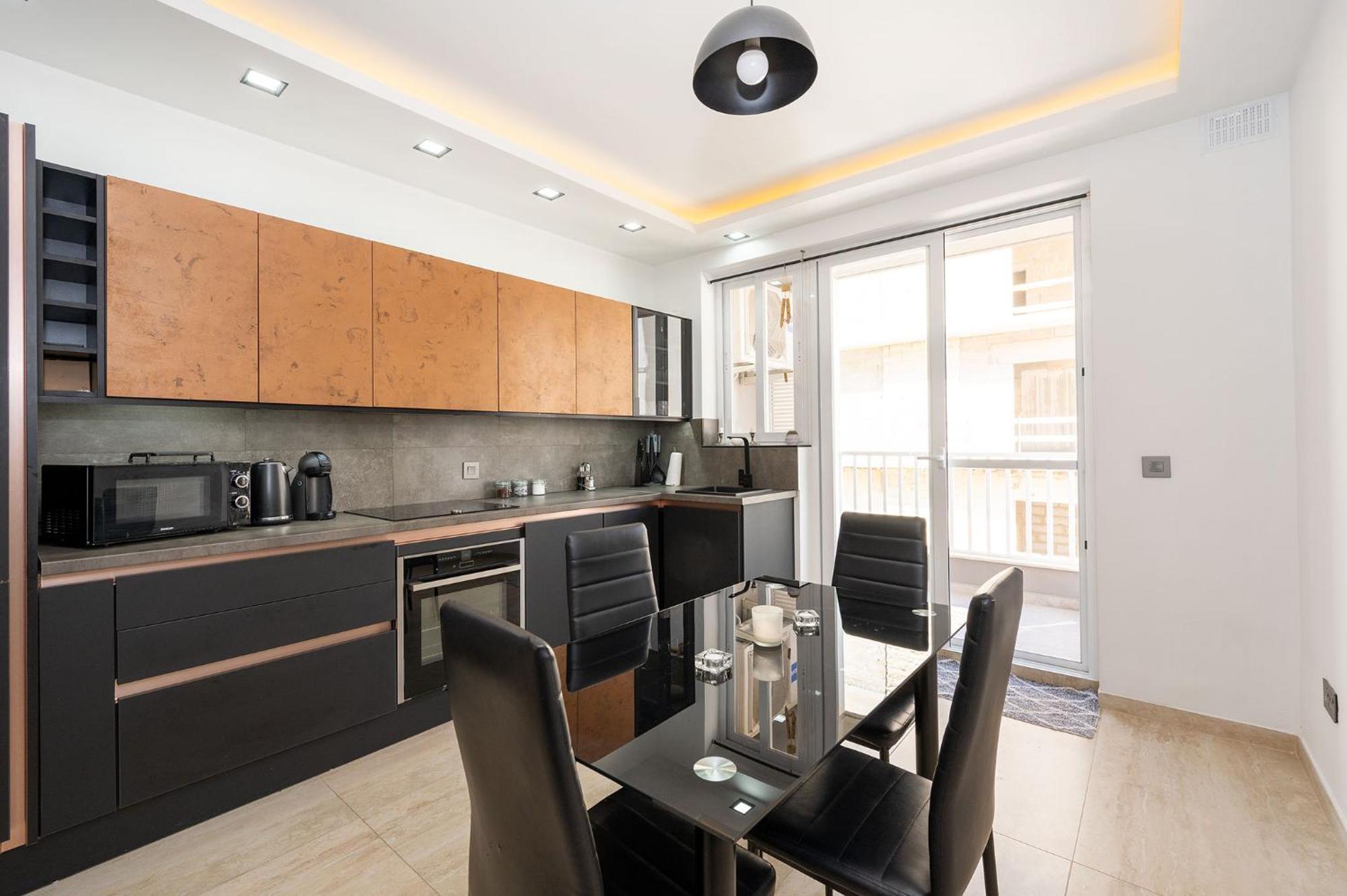 Modern 2 Bedroomed In Apartamento *