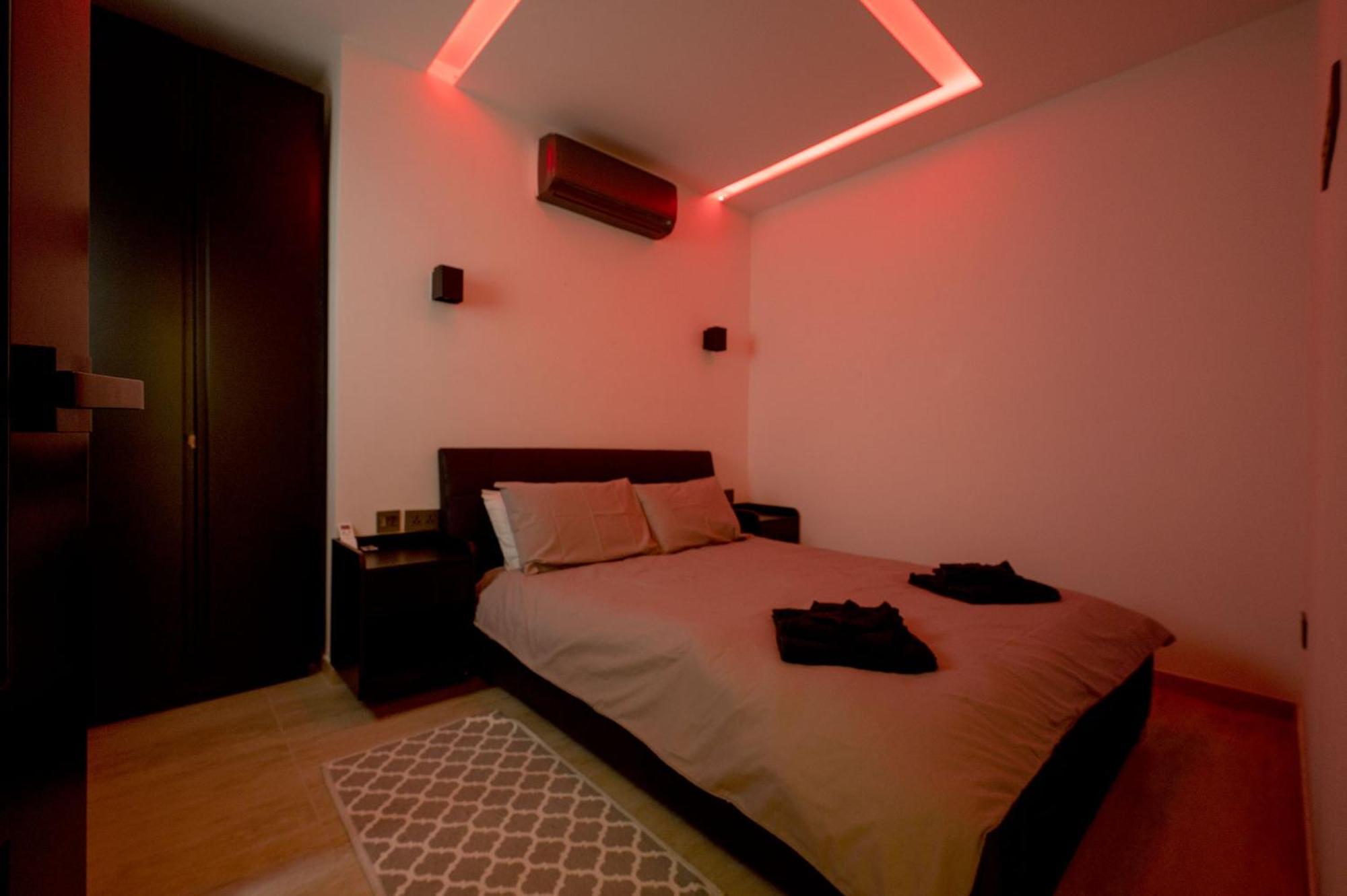 Modern 2 Bedroomed In *